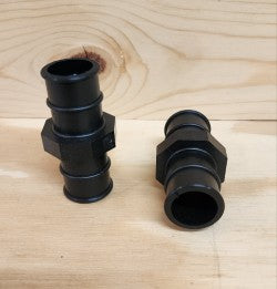 1-1/8" x 1-1/8" Hose connector